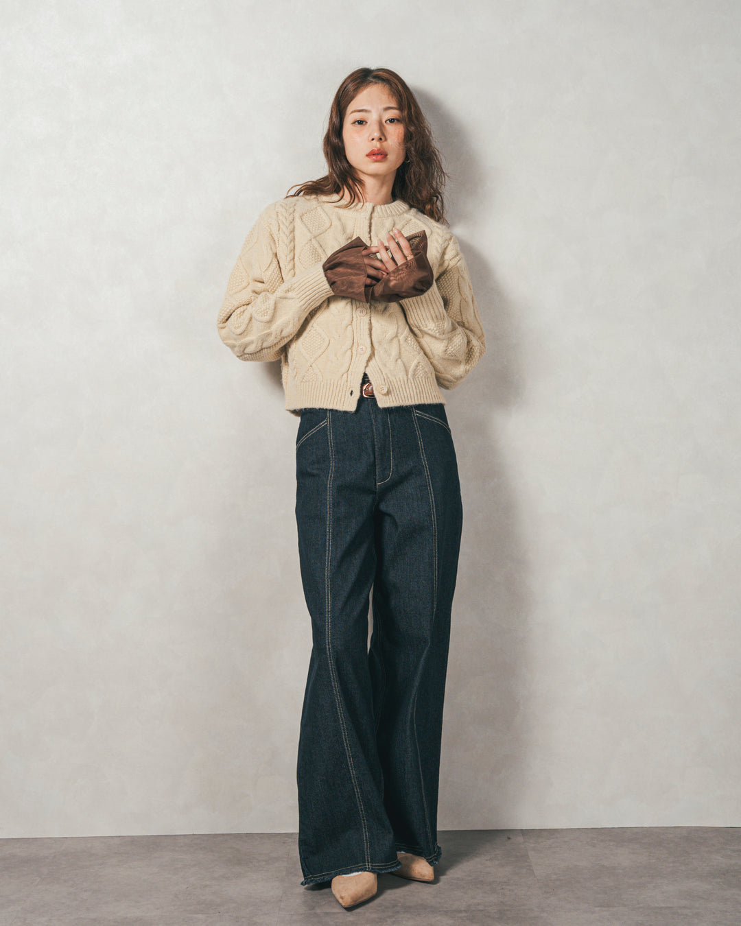 ［SET］ケーブルKnitクルーカーディガン+チュールスリーブRibトップス+センターシーム リラックスカラーデニム（3SET）