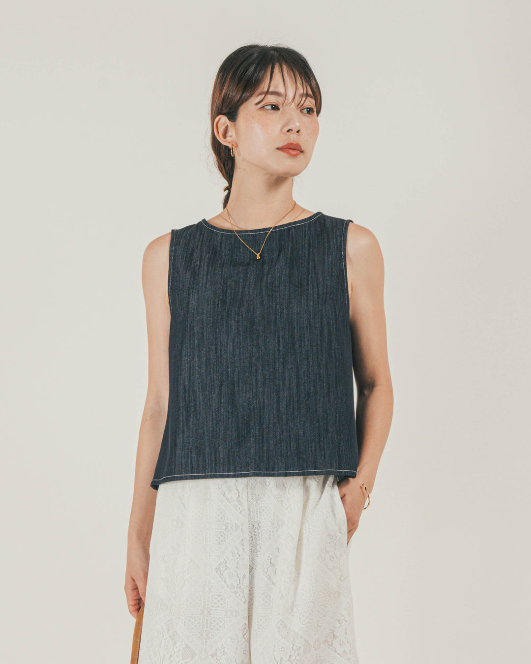 ［SET］スラブデニム 2Wayブラウス + Blockレース　ストレートパンツ（2SET）