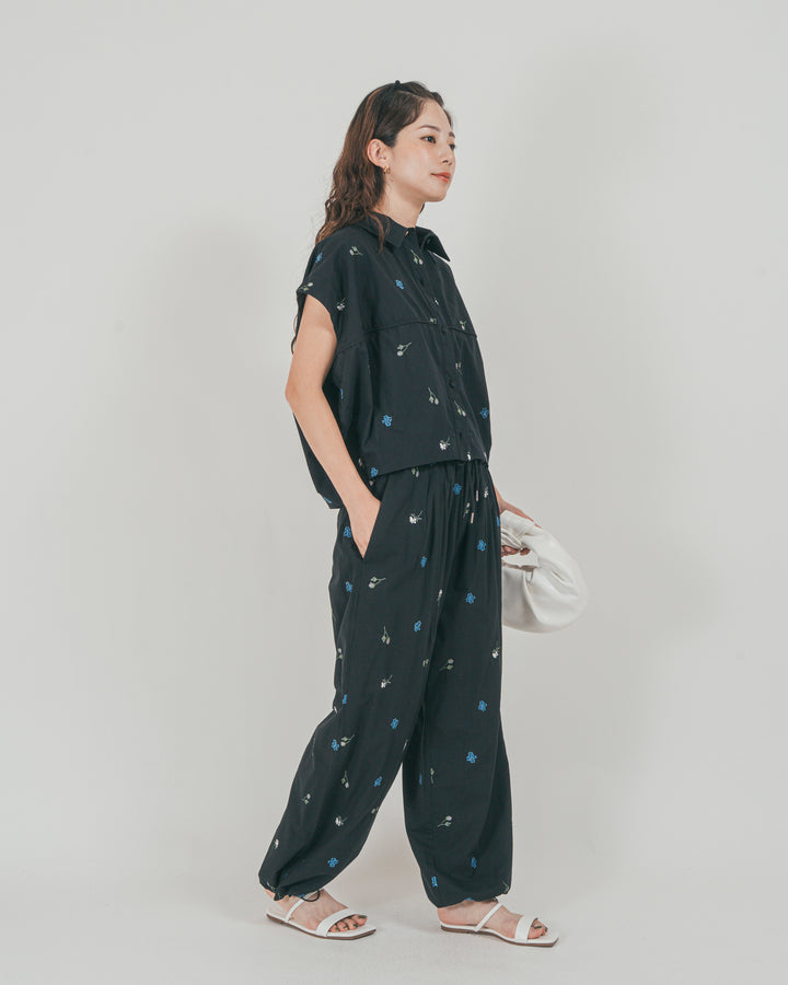 ［SET］Flower刺繍コクーンシャツ + Flower刺繍リラックスパンツ（2SET）