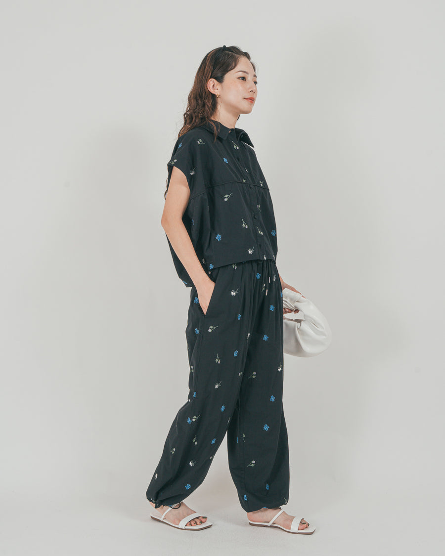 ［SET］Flower刺繍コクーンシャツ + Flower刺繍リラックスパンツ（2SET）