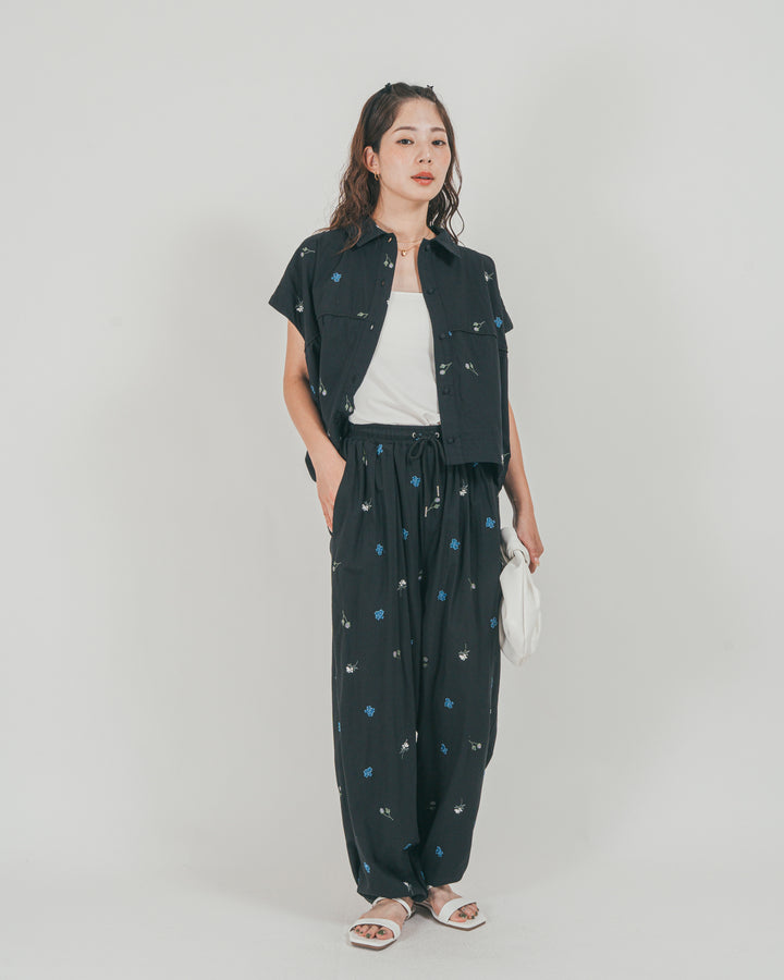 ［SET］Flower刺繍コクーンシャツ + Flower刺繍リラックスパンツ（2SET）