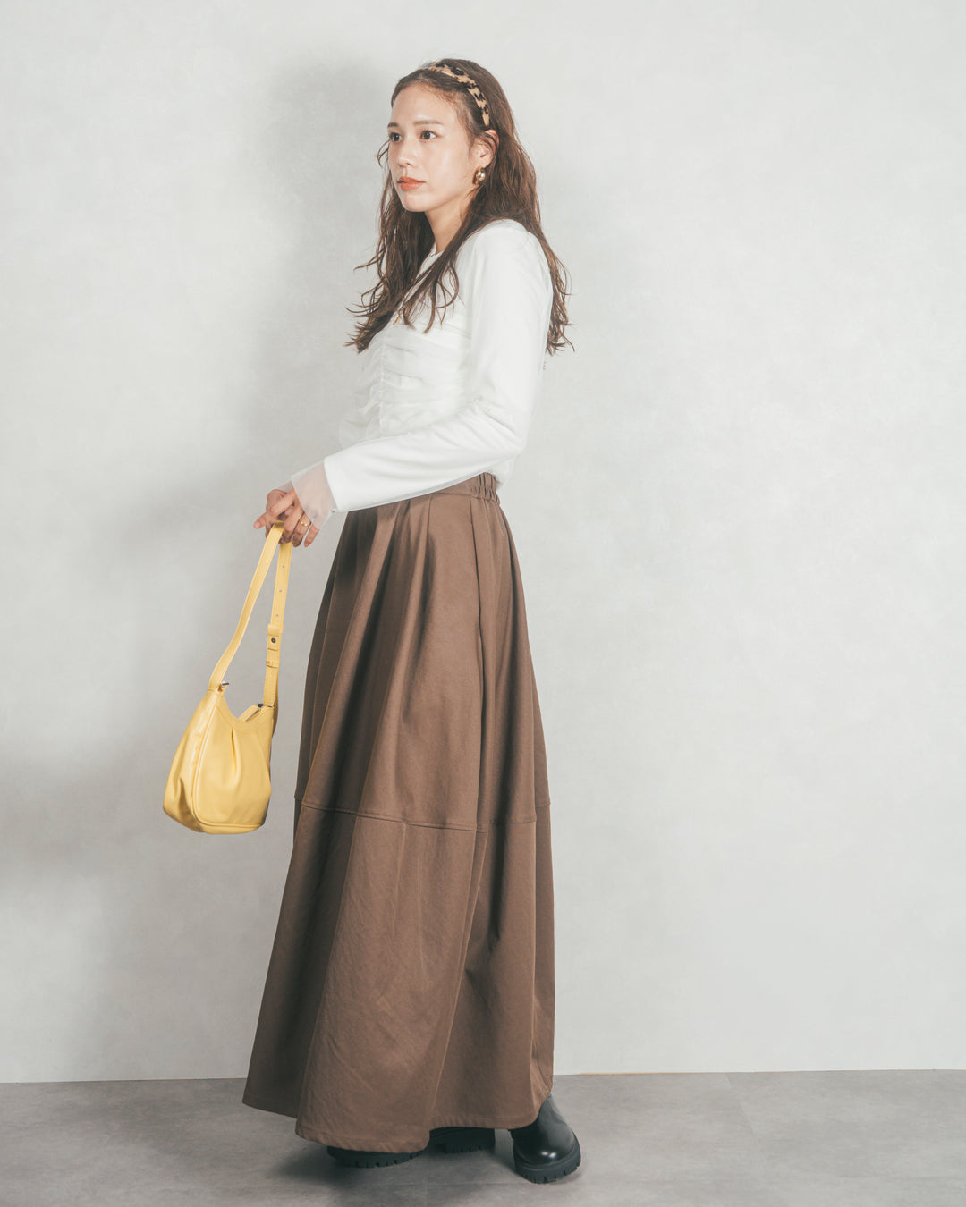 【2枚SET】チュールシャーリングトップス＆リブトップス (WHITE x WHITE)