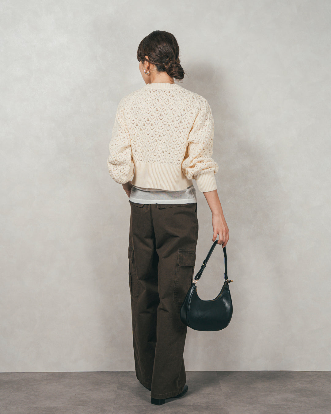 ［SET］透かし編みフロントスリットニット+ピグメントツイルカーゴパンツ（2SET）