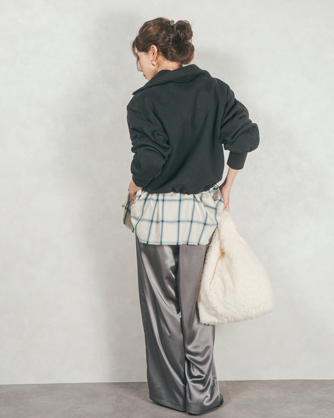 ［SET］裏起毛ハーフZipスウェット+Looseチェックシャツ+Relaxサテンパンツ