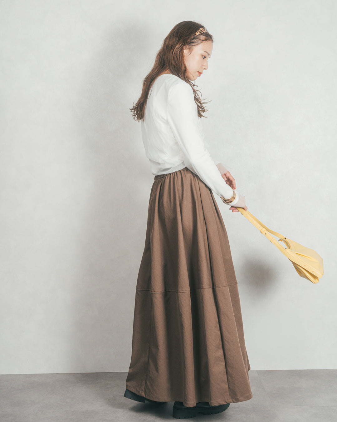 【2枚SET】チュールシャーリングトップス＆リブトップス (WHITE x WHITE)