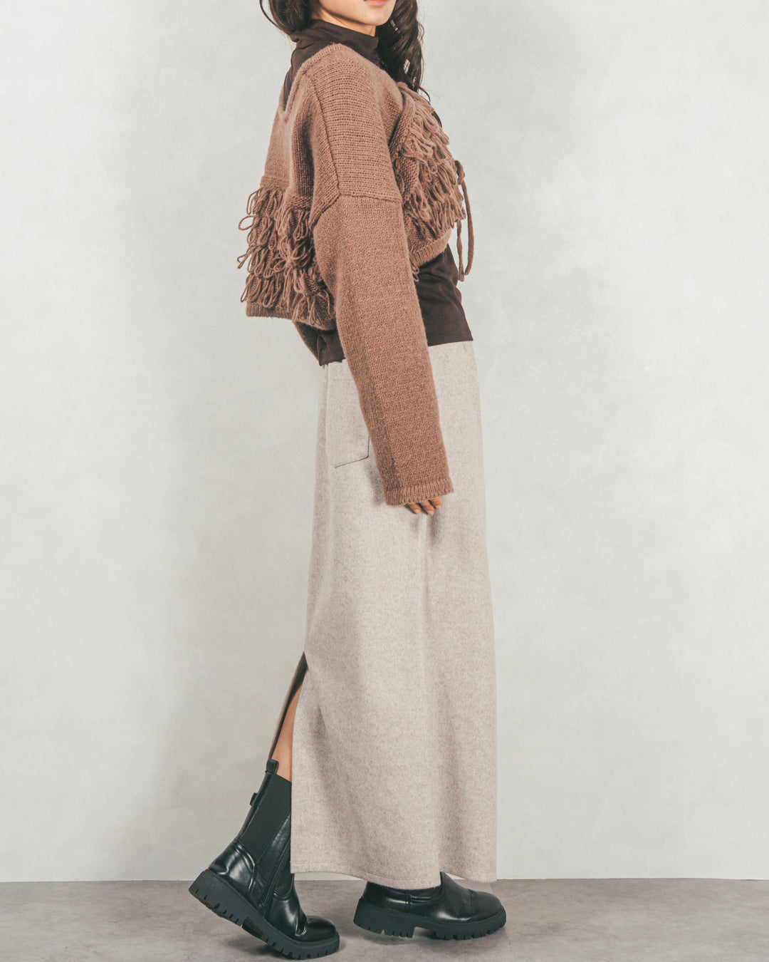 ［SET］ループ編みフリンジカーディガン+ワイドTuckイージーデニム（2SET）