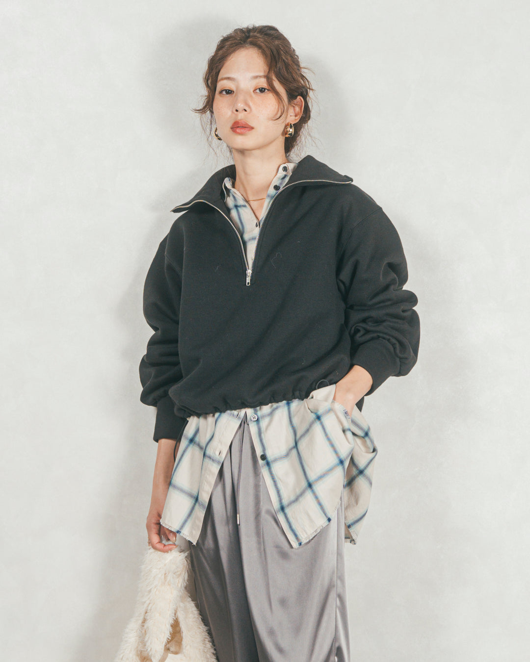 ［SET］裏起毛ハーフZipスウェット+Looseチェックシャツ+Relaxサテンパンツ