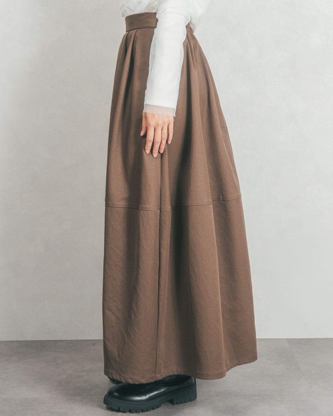 コクーンシルエットロングスカート (BROWN)