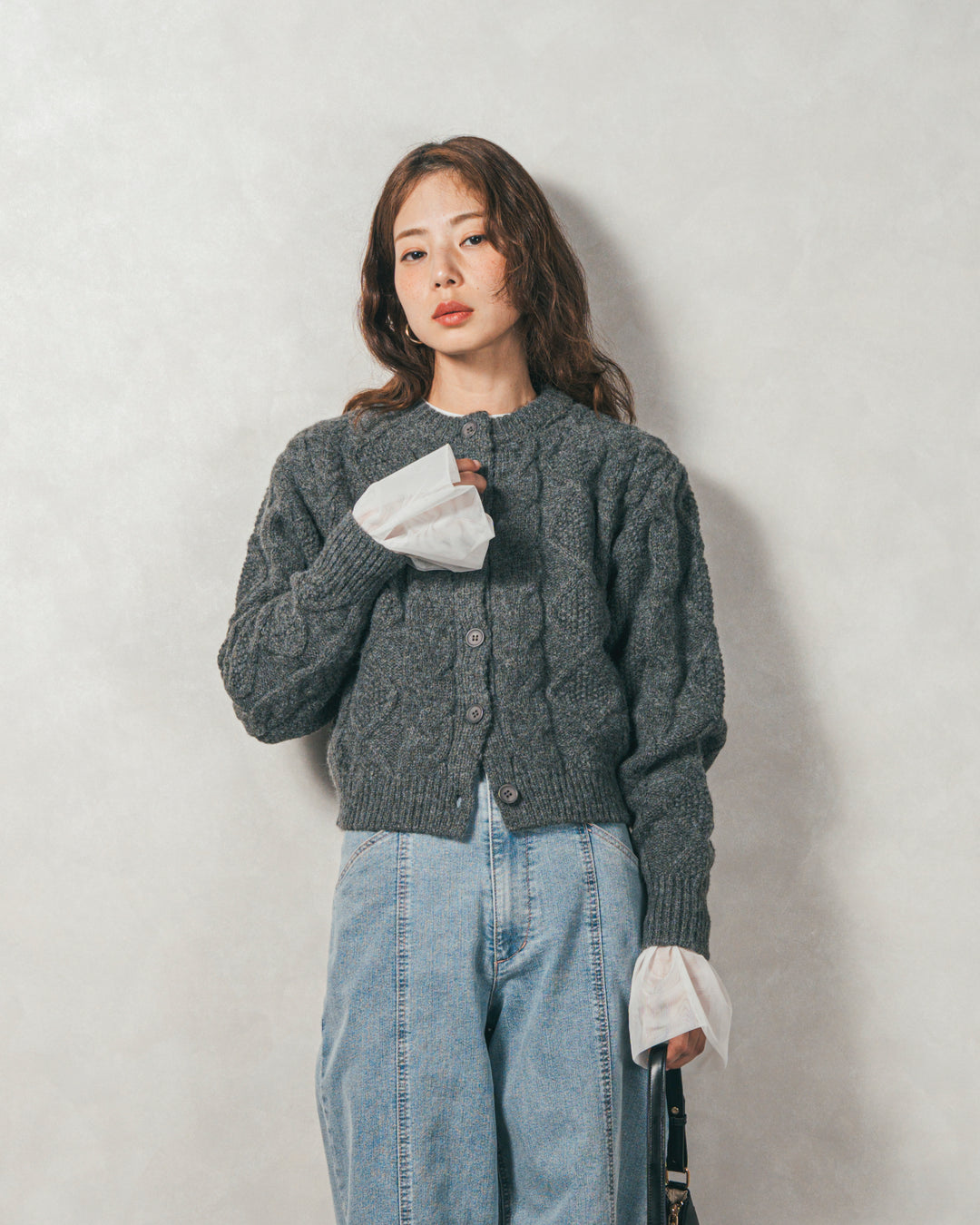 ［SET］ケーブルKnitクルーカーディガン+チュールスリーブRibトップス+センターシーム リラックスカラーデニム（3SET）