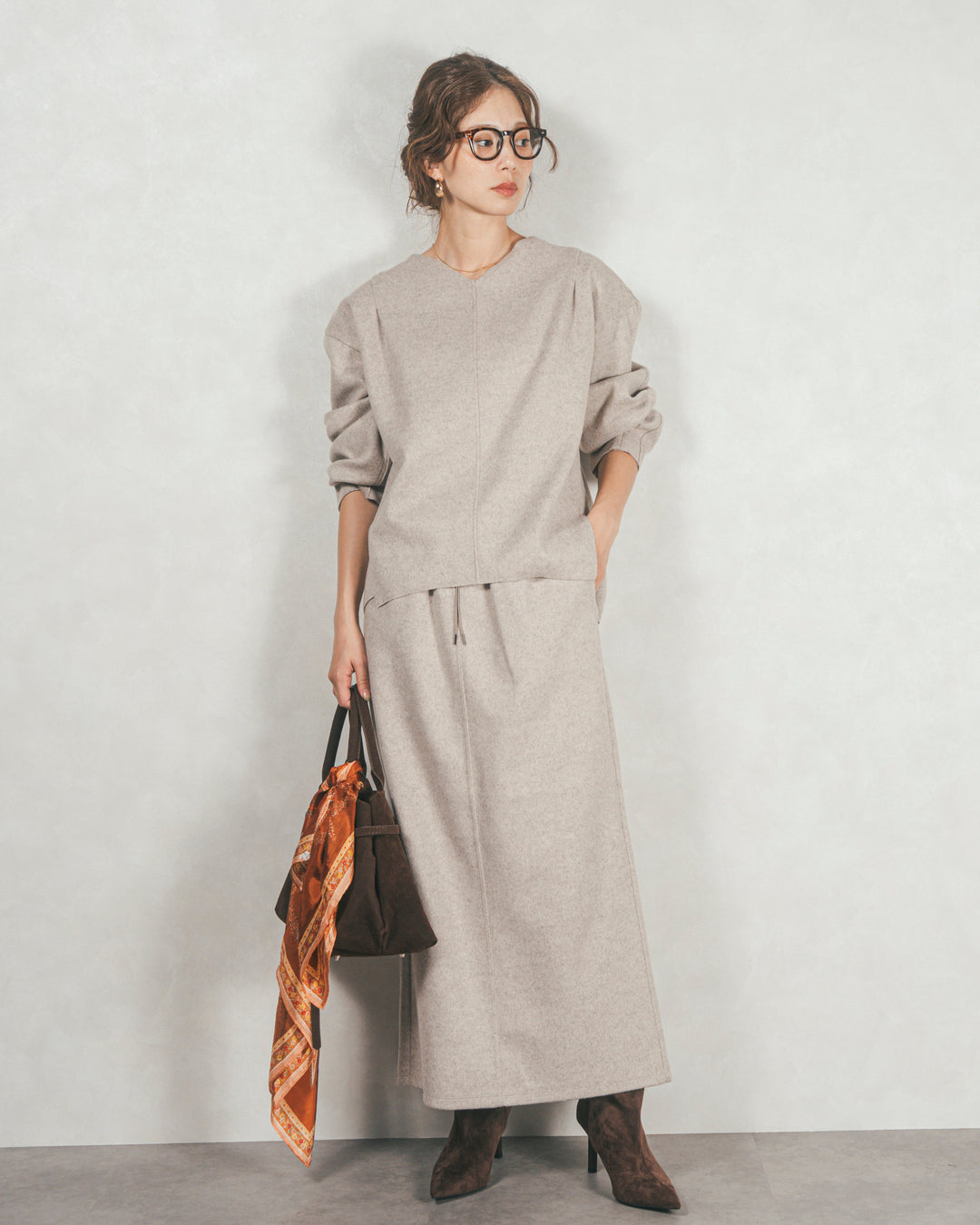 Smoothニットソー Narrowスカート（BEIGE）