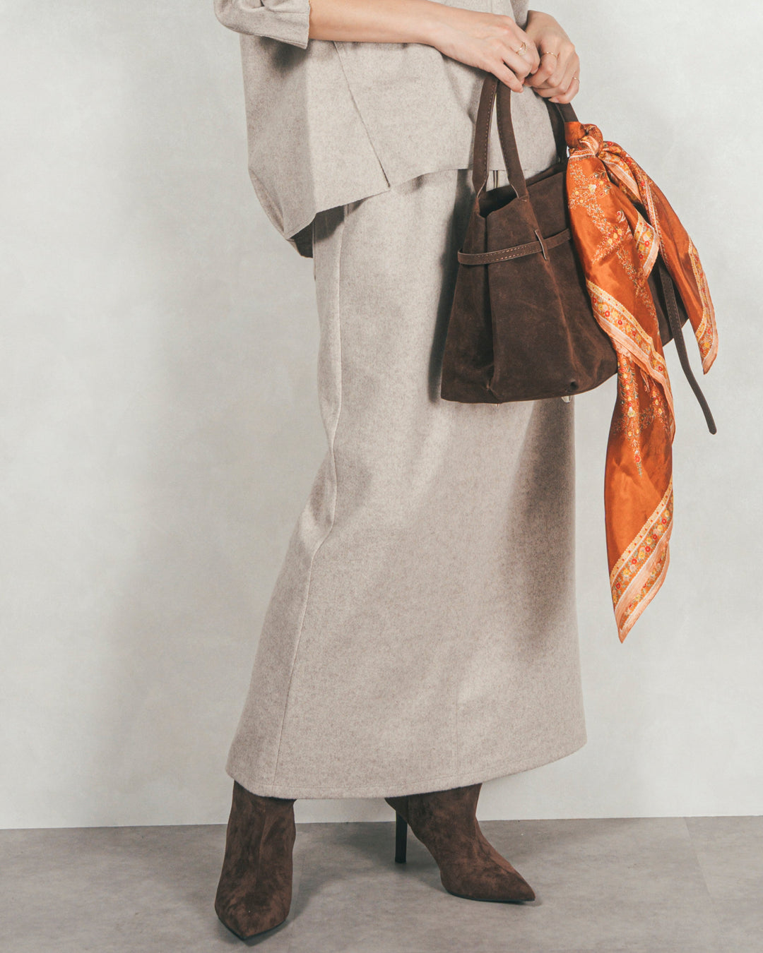 Smoothニットソー Narrowスカート（BEIGE）