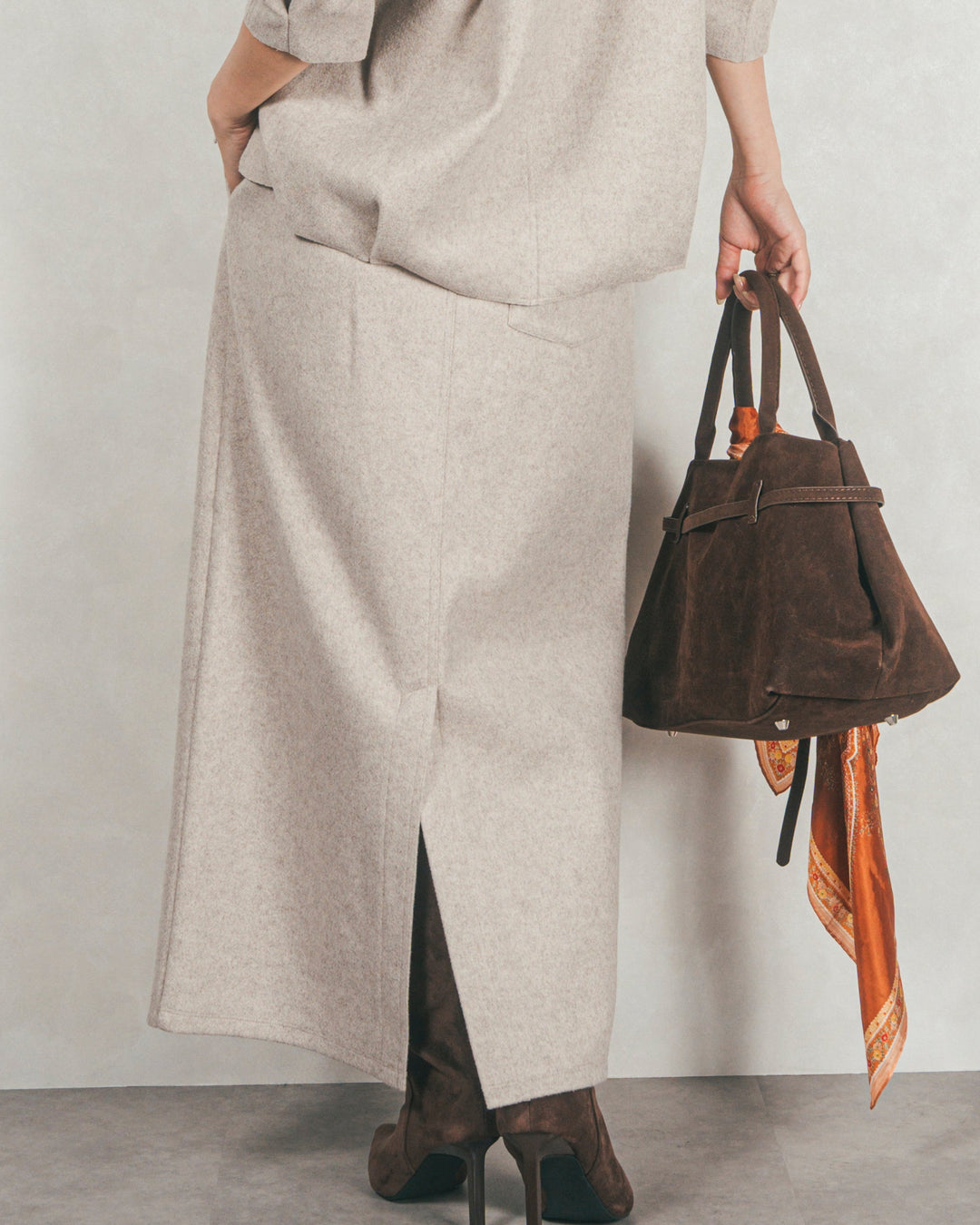 Smoothニットソー Narrowスカート（BEIGE）