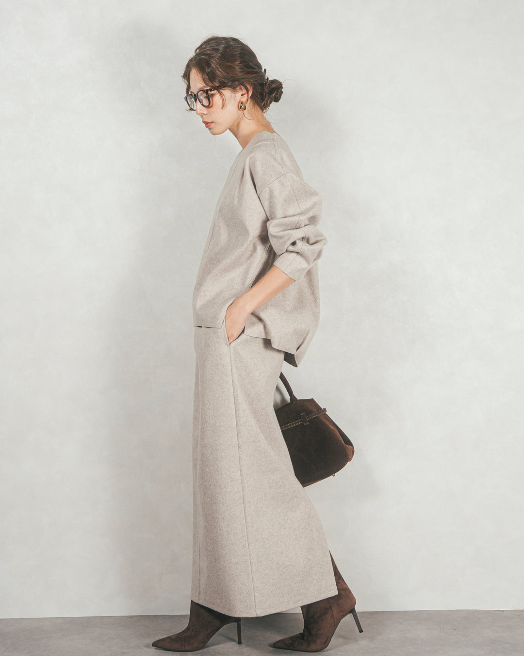 ［SET］Smoothニットソー Vネックプルオーバー+Smoothニットソー Narrowスカート