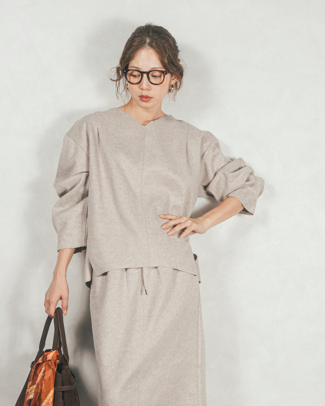 ［SET］Smoothニットソー Vネックプルオーバー+Smoothニットソー Narrowスカート