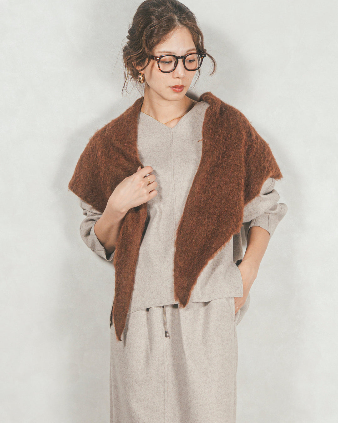 モヘアタッチ マルチTriangleスカーフ (BROWN)