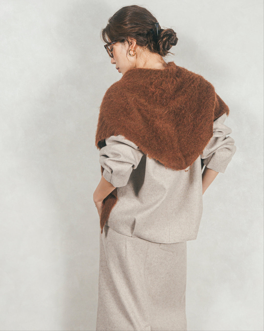 モヘアタッチ マルチTriangleスカーフ (BROWN)