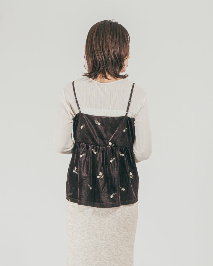 ［SET］Flower刺繍 ベロアペプラムキャミ + モヘア Narrowニットスカート（2SET）