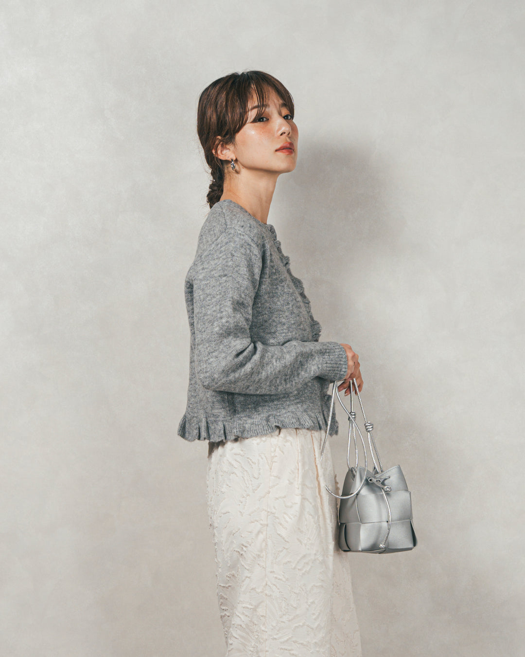 ［SET］フロントフリルメランジニットカーデ+フリンジジャガードリラックスパンツ（2SET）