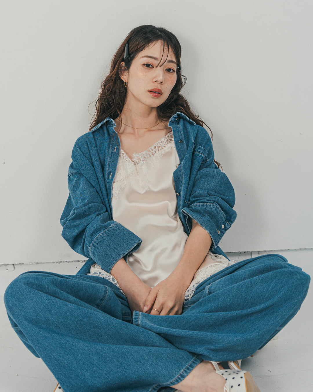 ［SET］Airy Denim オーバーシャツ + Airy Denim ワイドパンツ（2SET）