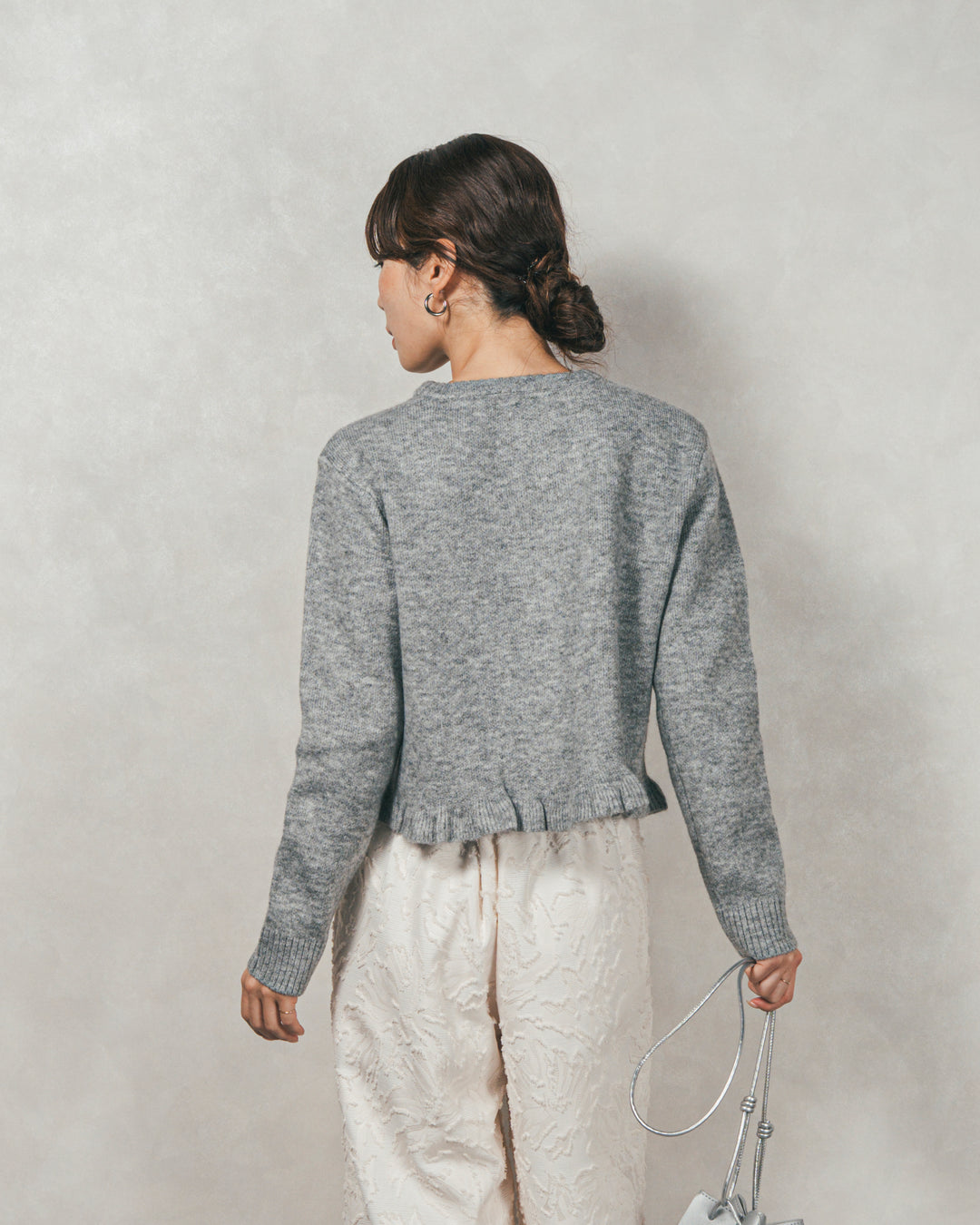 ［SET］フロントフリルメランジニットカーデ+フリンジジャガードリラックスパンツ（2SET）