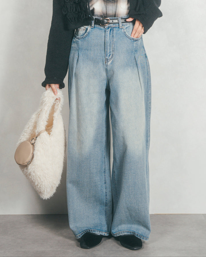 ワイドTuckイージーデニム (BLEACH)