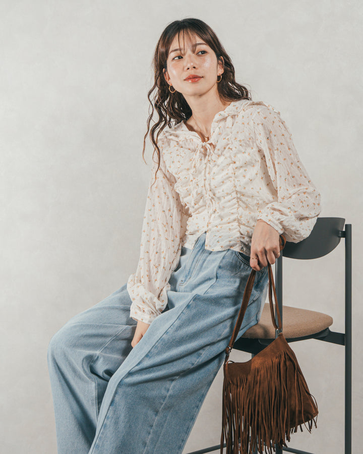 ［SET］Flowerプリントフリルブラウス + 10oz ニュアンスバイカラー リラックスワイドデニム（2SET）