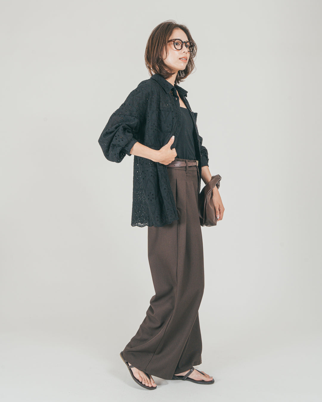 ［SET］コットンフラワーレースシャツ + ダブルタック ハイウエストワイドパンツ（2SET）
