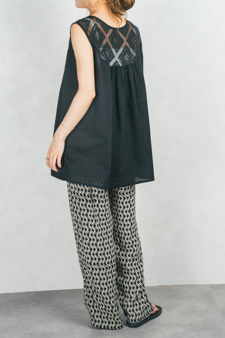 コットンレースサマーブラウス (BLACK)