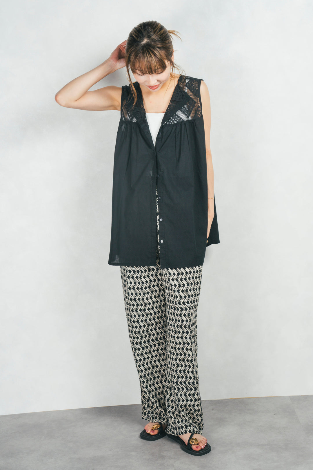 コットンレースサマーブラウス (BLACK)