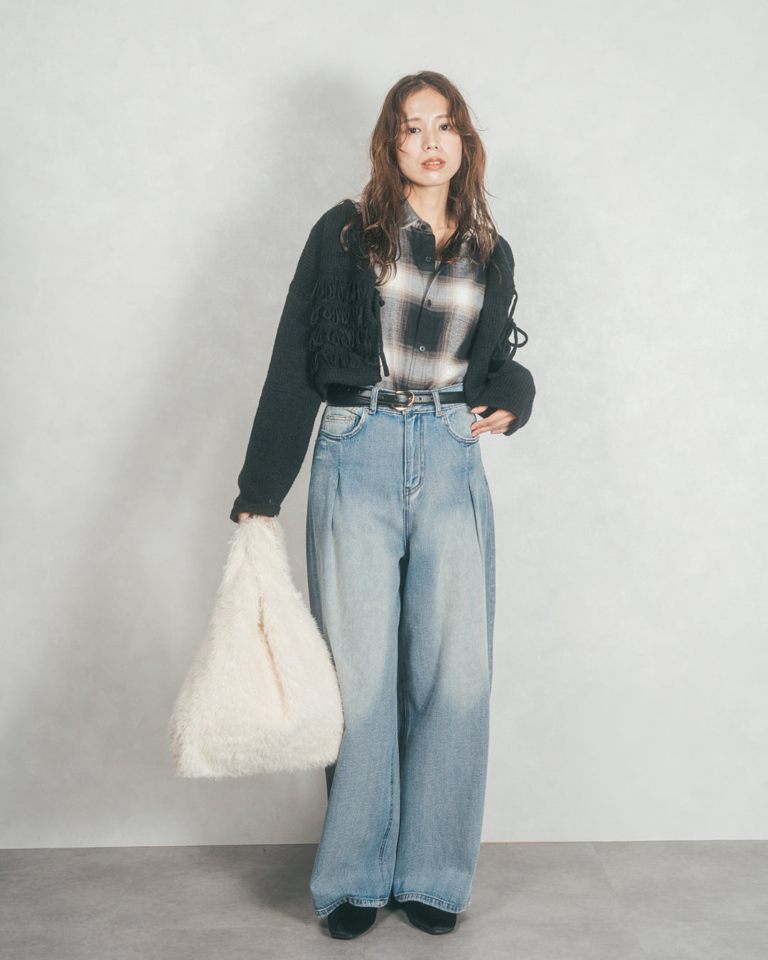 ワイドTuckイージーデニム (BLEACH)