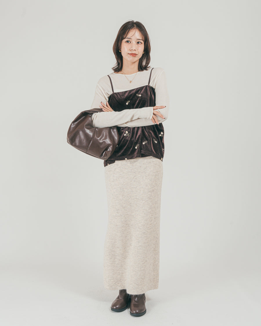 ［SET］Flower刺繍 ベロアペプラムキャミ + モヘア Narrowニットスカート（2SET）