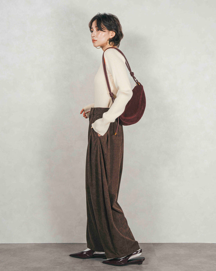 バイカラークルーネックニットトップス（IVORY x ORENGE）