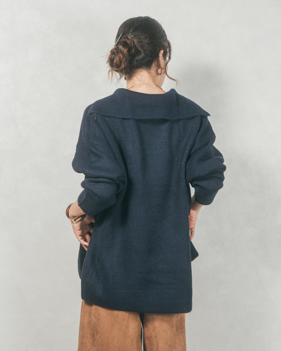 サイドスリット襟付きスキッパーニット (NAVY)
