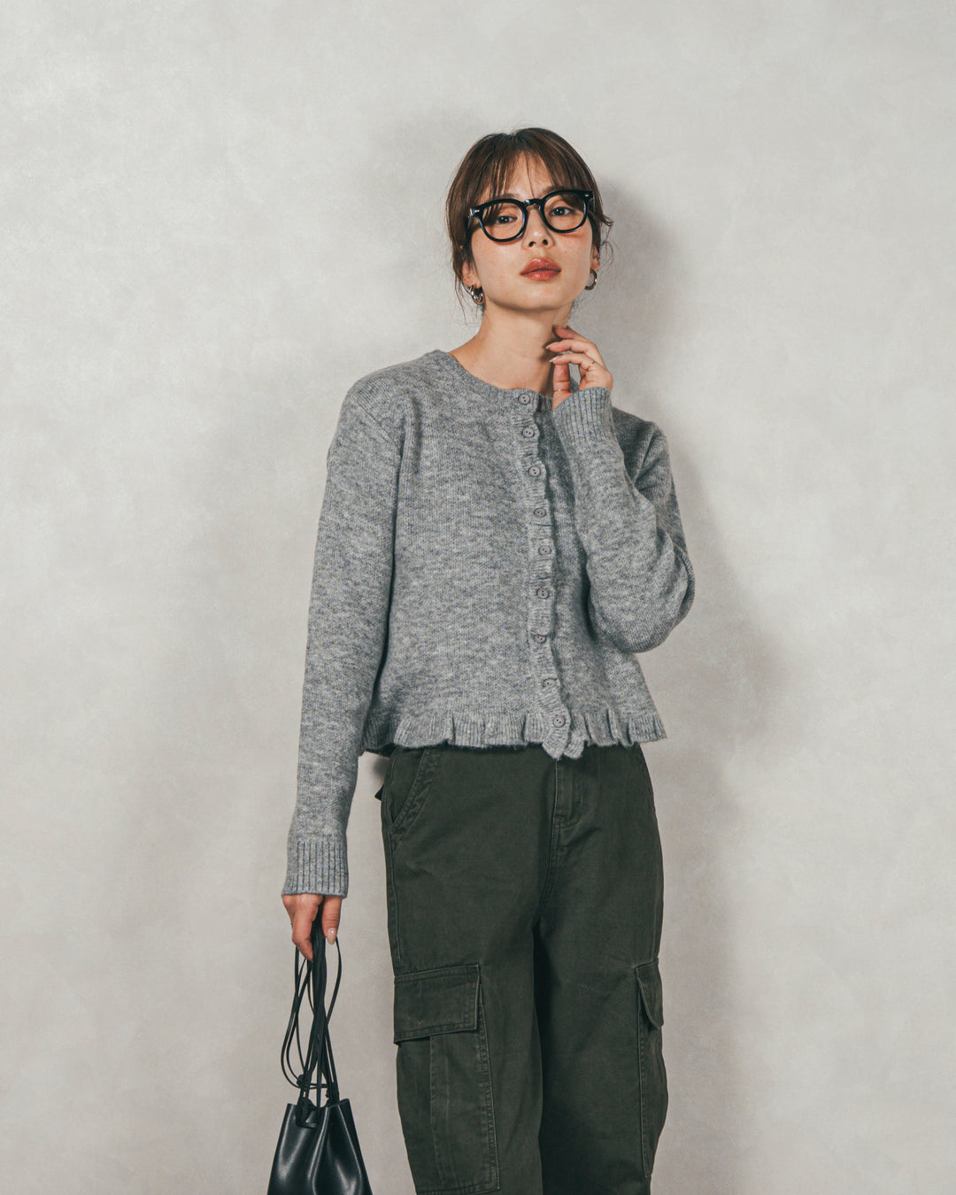 ［SET］フロントフリルメランジニットカーデ+ピグメントツイルカーゴパンツ（2SET）