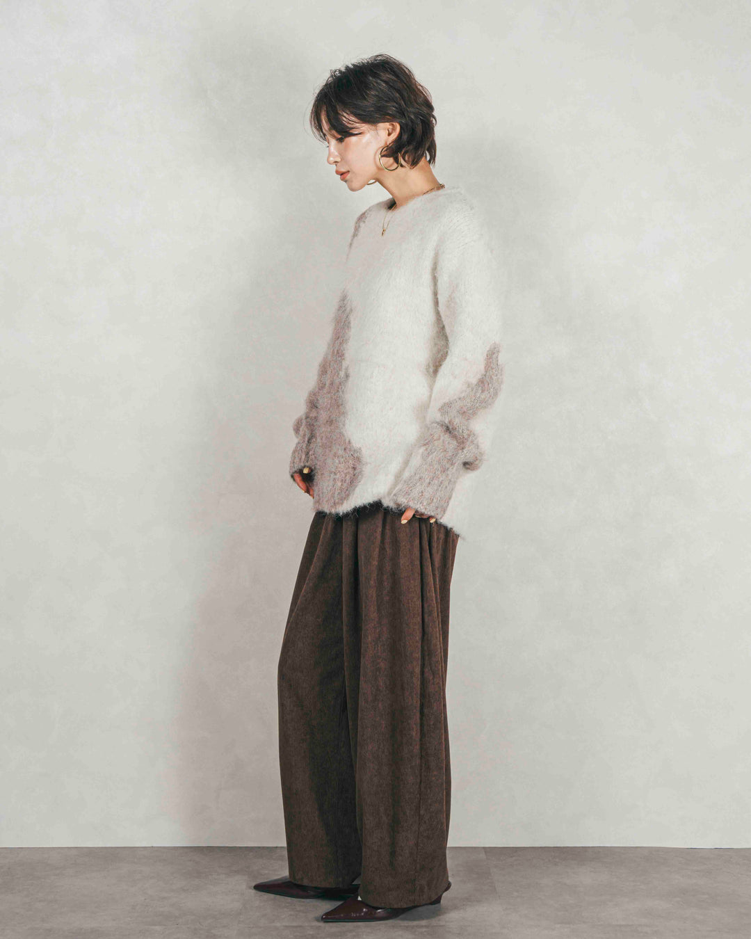 ［SET］ニュアンスグラデーションShaggyニット+サイドタックコクーンコーデュロイパンツ（2SET）