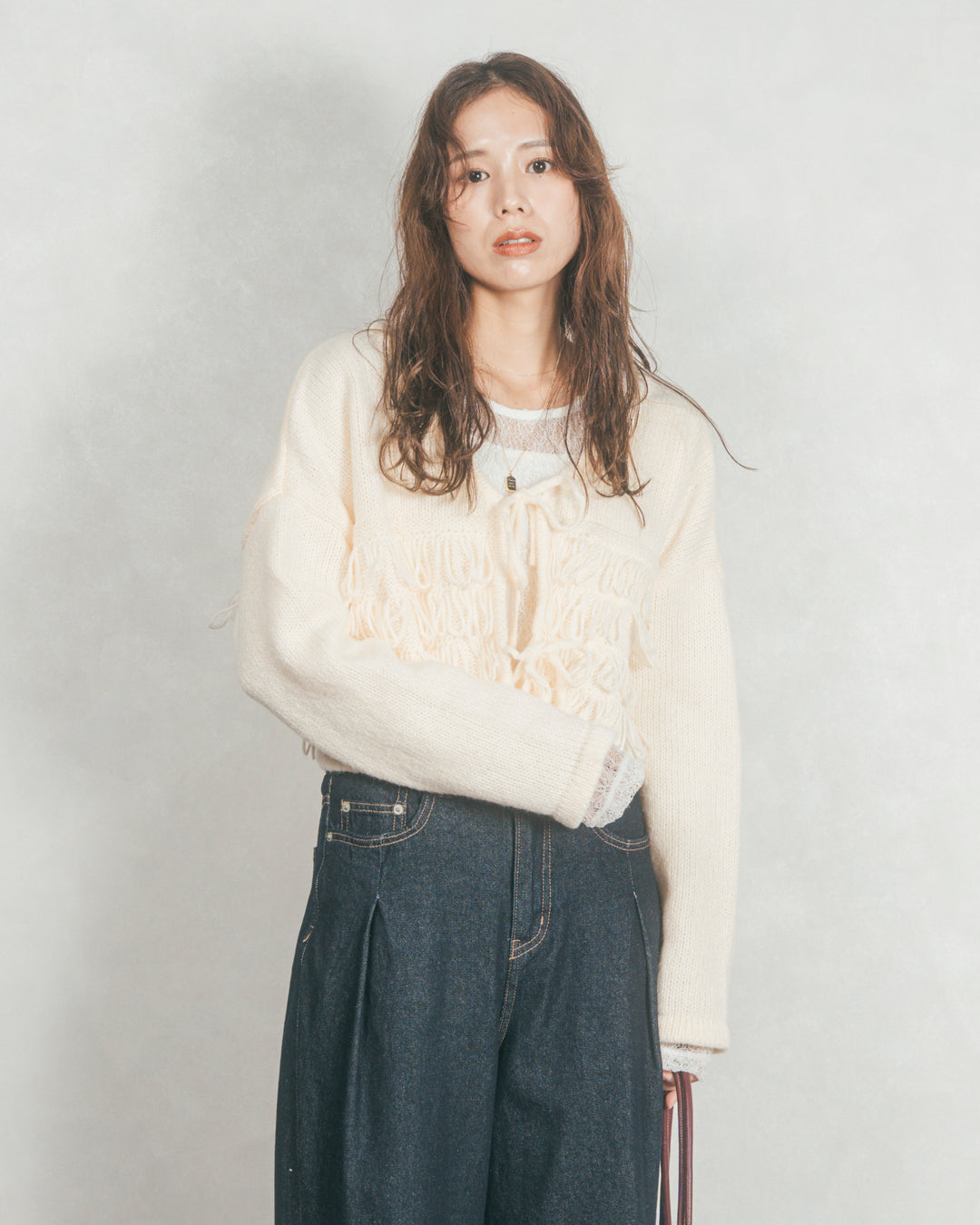 ［SET］ループ編みフリンジカーディガン+ワイドTuckイージーデニム（2SET）