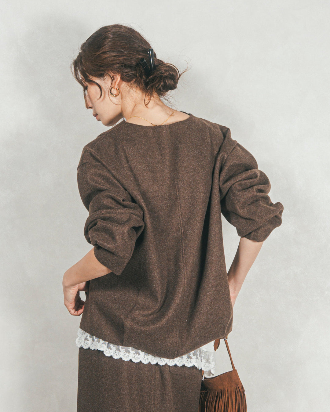 Smoothニットソー Vネックプルオーバー (BROWN)