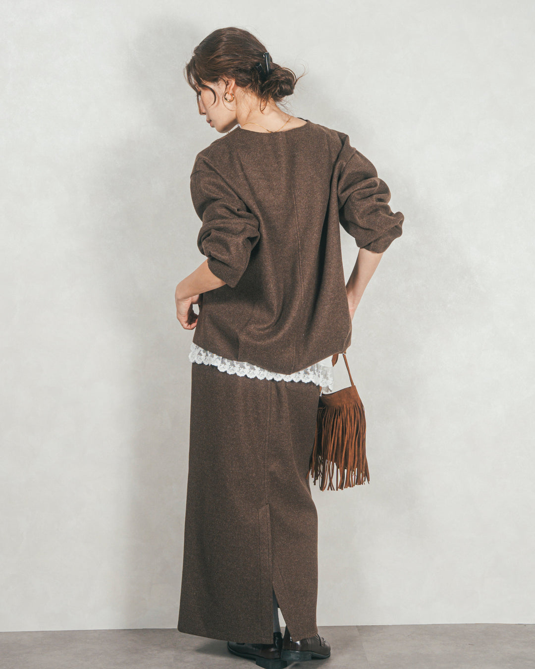 Smoothニットソー Vネックプルオーバー (BROWN)