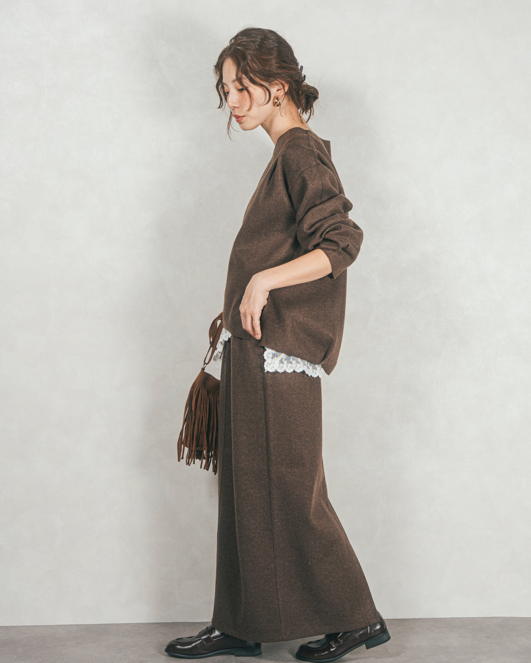 Smoothニットソー Vネックプルオーバー (BROWN)