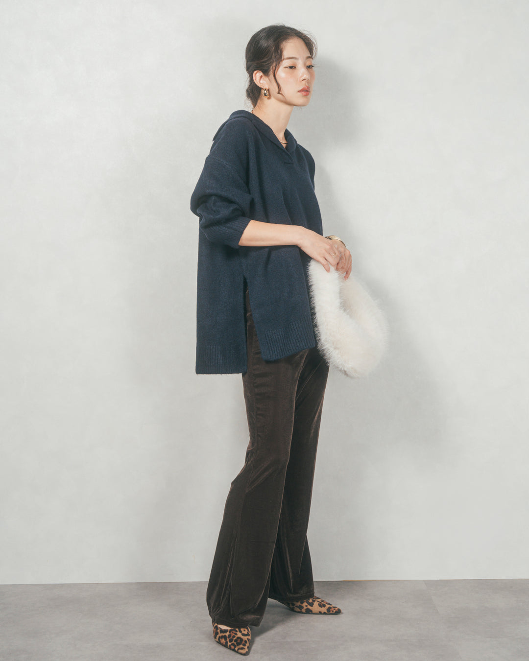 サイドスリット襟付きスキッパーニット (NAVY)