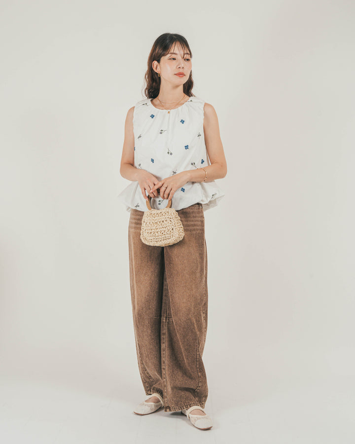 ［SET］Flower刺繍バルーンノースリブラウス + ウエストデザイン カーブデニム（2SET）