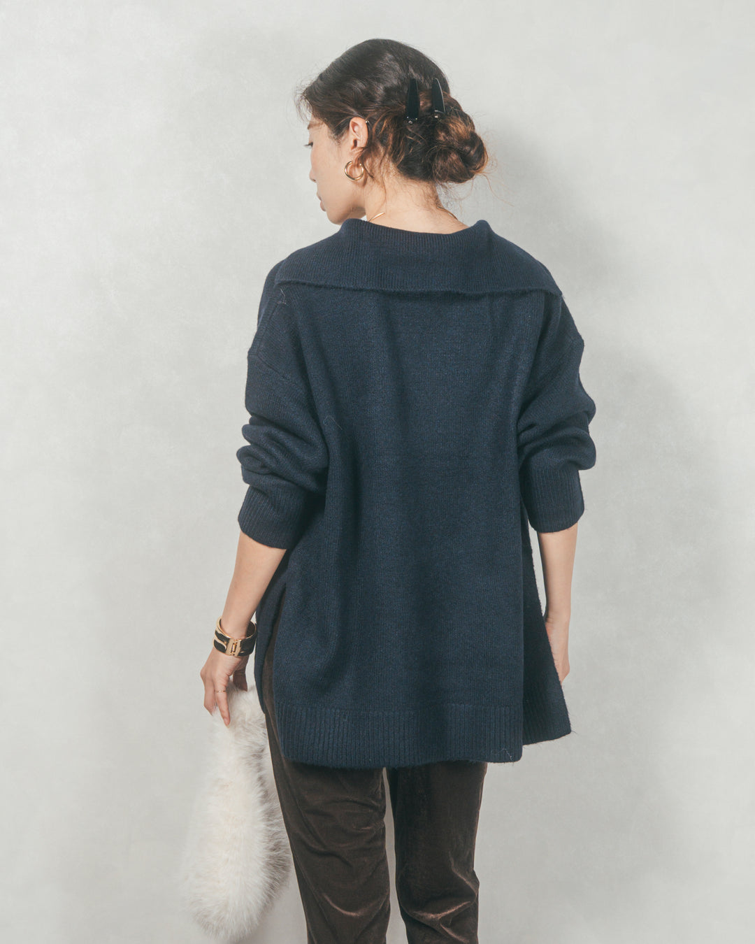 サイドスリット襟付きスキッパーニット (NAVY)