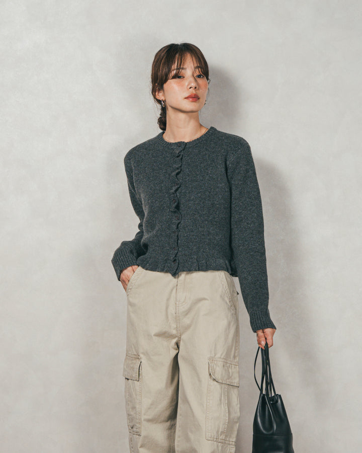 ［SET］フロントフリルメランジニットカーデ+ピグメントツイルカーゴパンツ（2SET）