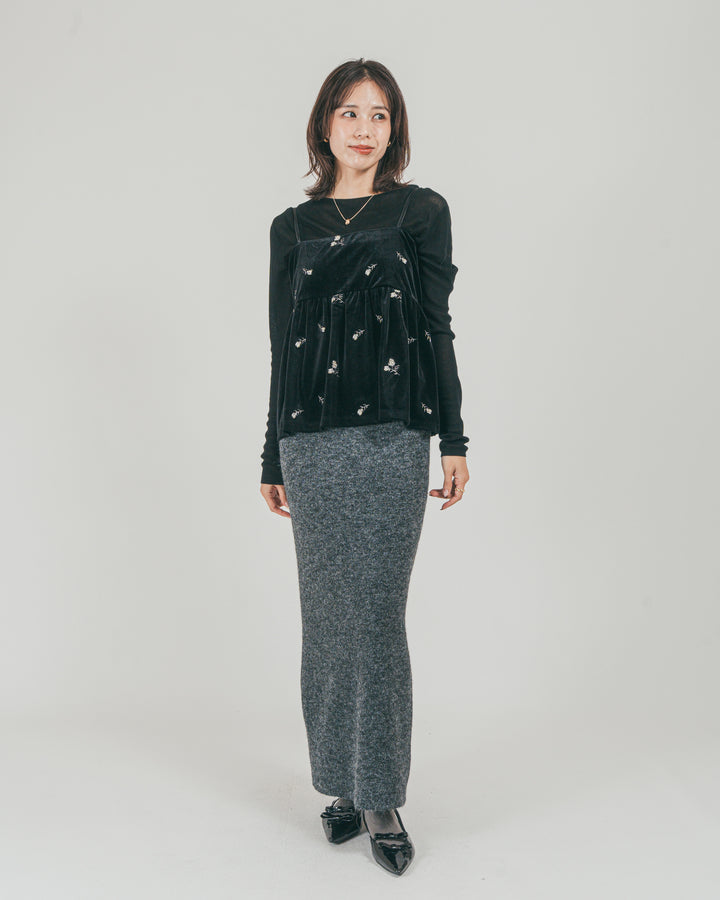 ［SET］Flower刺繍 ベロアペプラムキャミ + モヘア Narrowニットスカート（2SET）