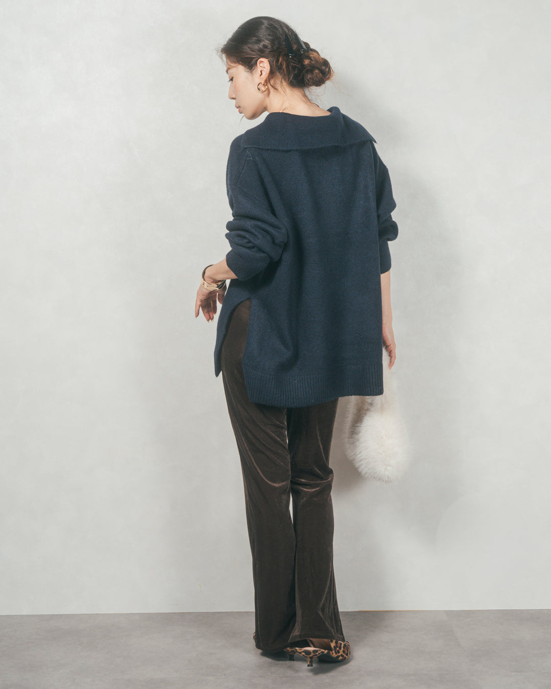 サイドスリット襟付きスキッパーニット (NAVY)