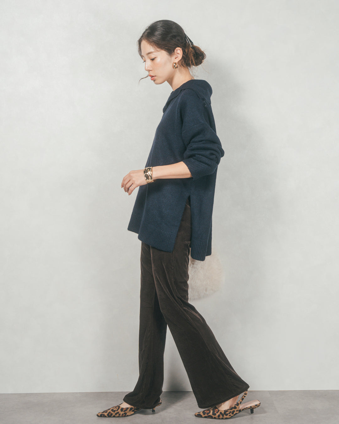 サイドスリット襟付きスキッパーニット (NAVY)