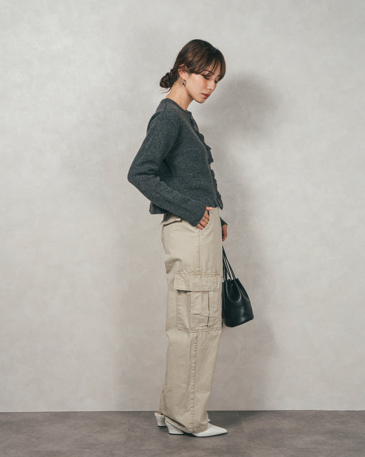 ［SET］フロントフリルメランジニットカーデ+ピグメントツイルカーゴパンツ（2SET）