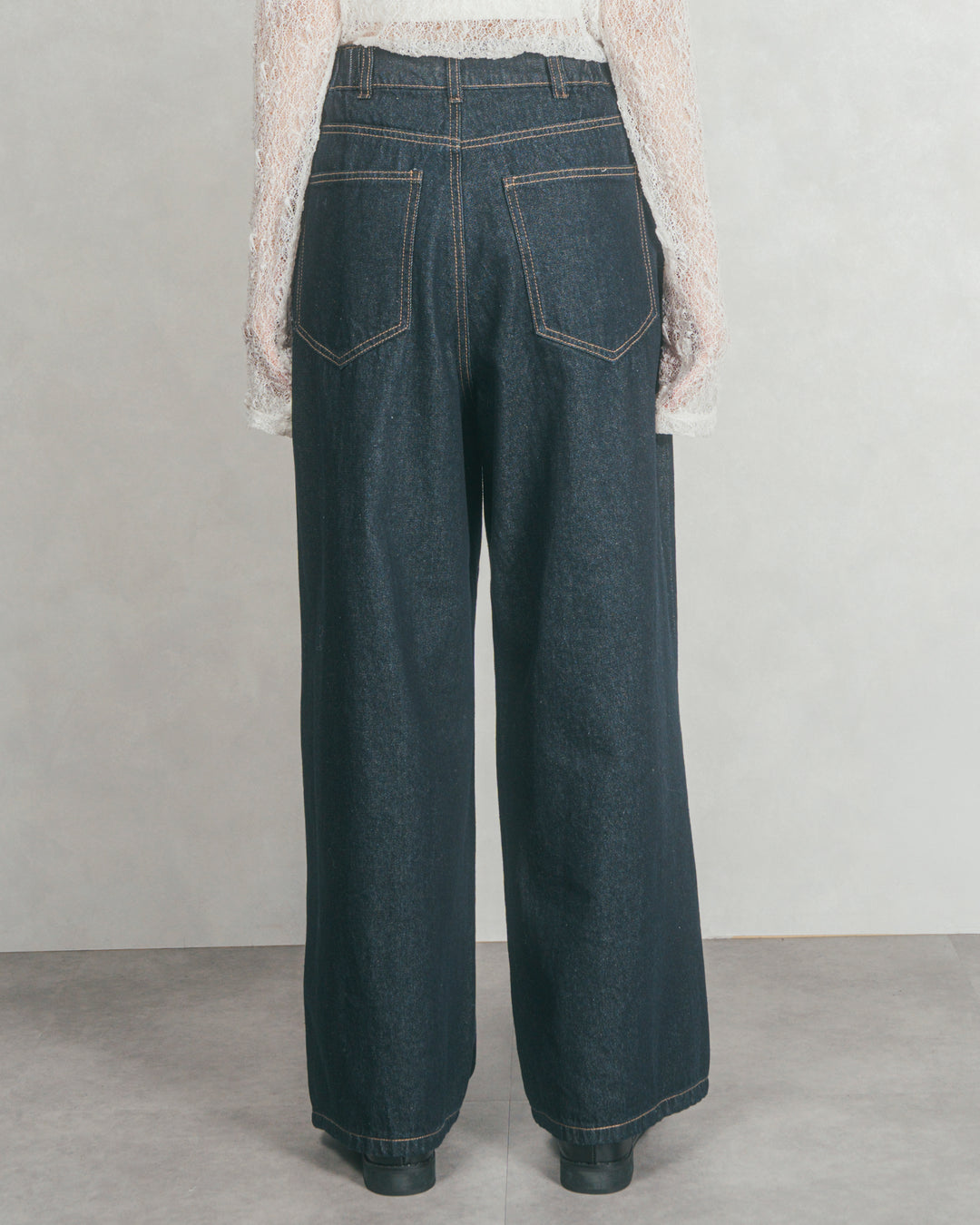 ワイドTuckイージーデニム (ONE WASH)