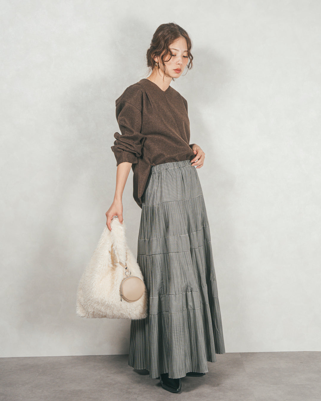 ［SET］Smoothニットソー Vネックプルオーバー+プリーツティアードLongスカート