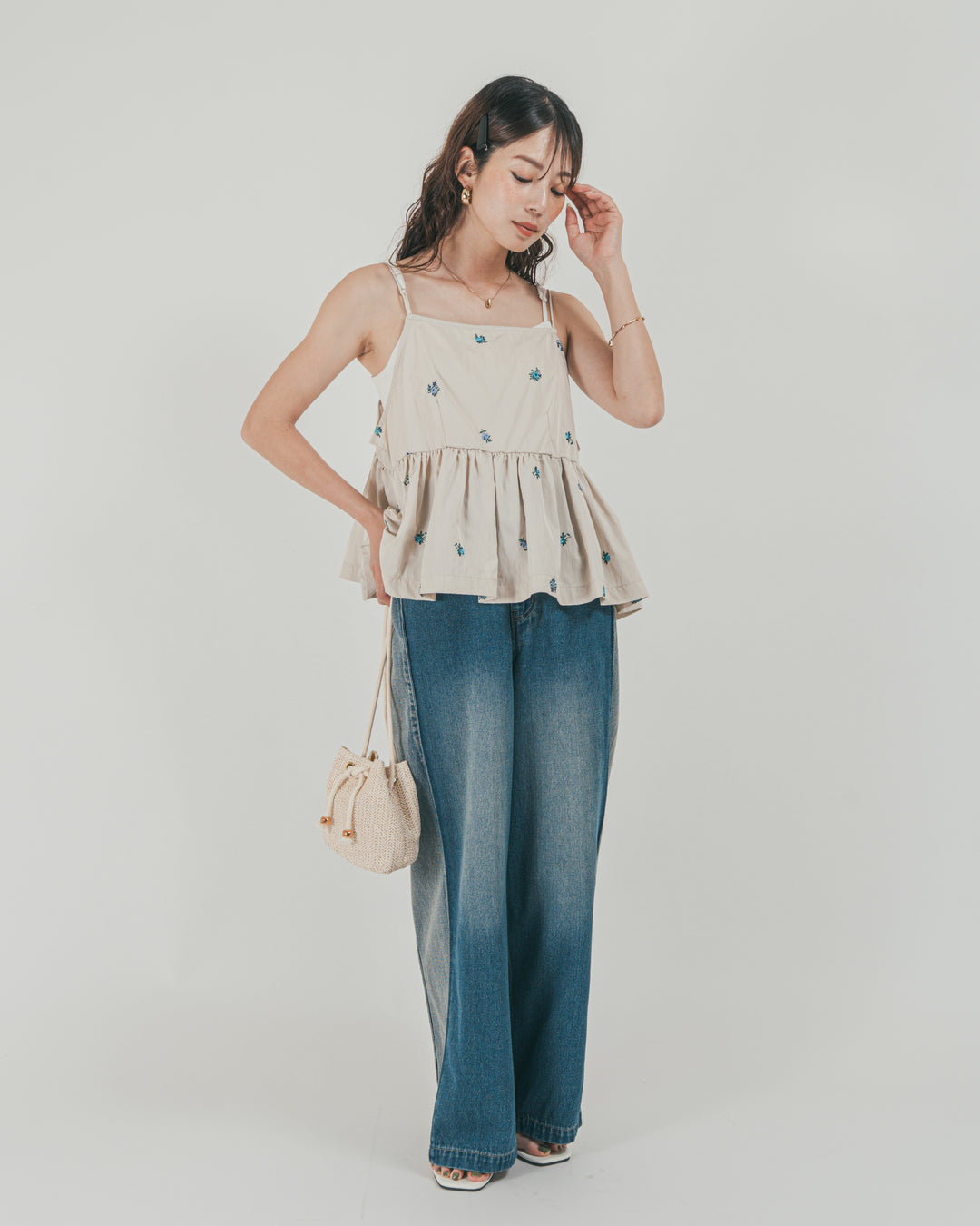 ［SET］Flower刺繍　ボリュームキャミ + 10oz サイドタック リラックスデニムパンツ（2SET）